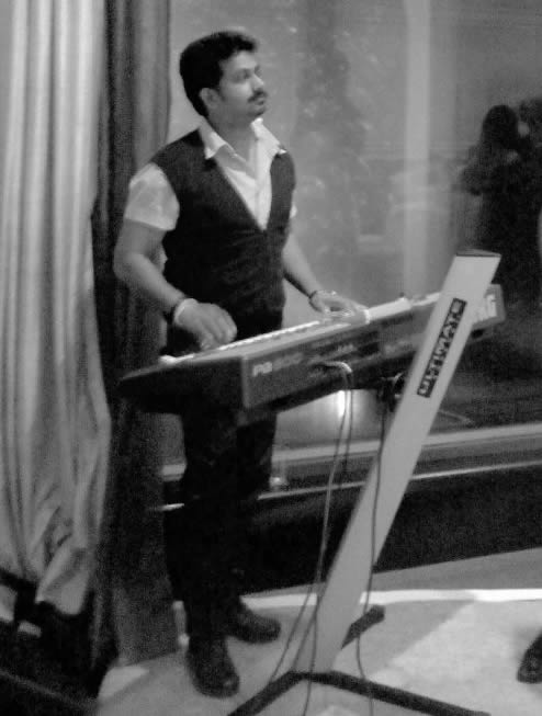 indian keyboard player ahmedabad