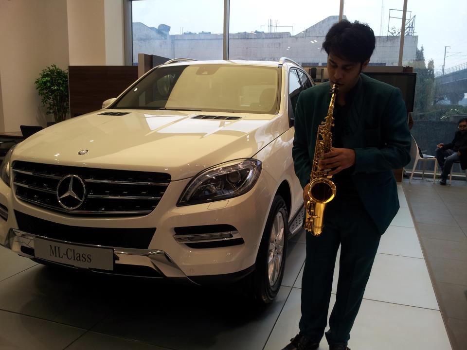 best saxophone artist ahmedabad